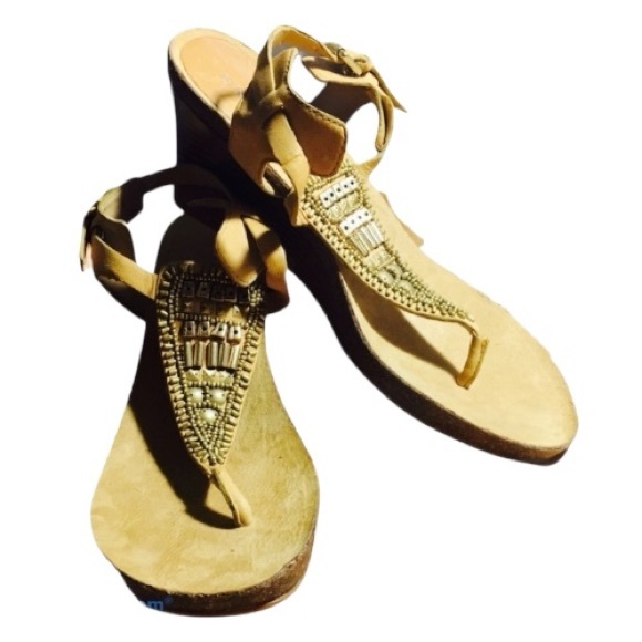 NINE WEST THONG SANDALS - Picture 1 of 7